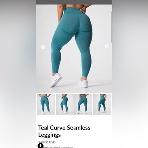 NVGNT Contour Seamless Leggings Medium